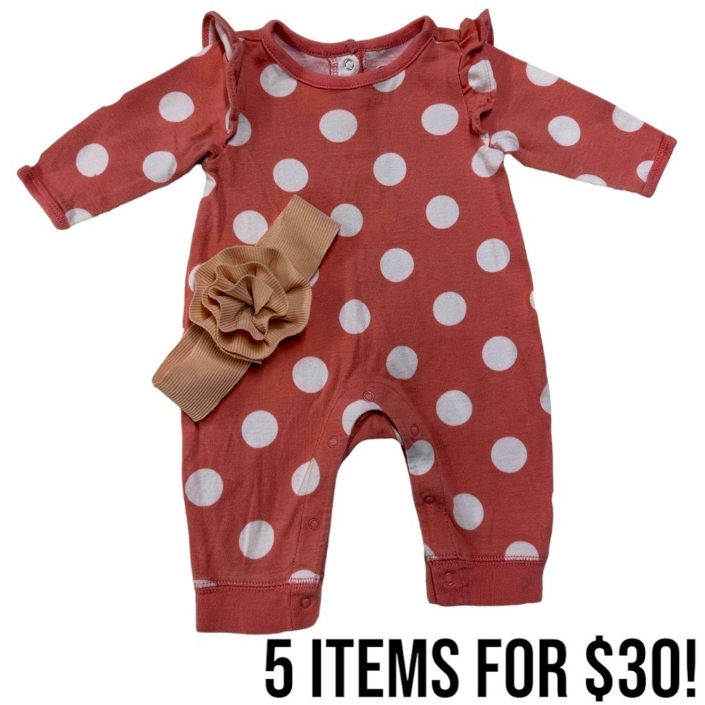 5/$30 Old Navy Baby Girl 0-3M Matching Outfit​